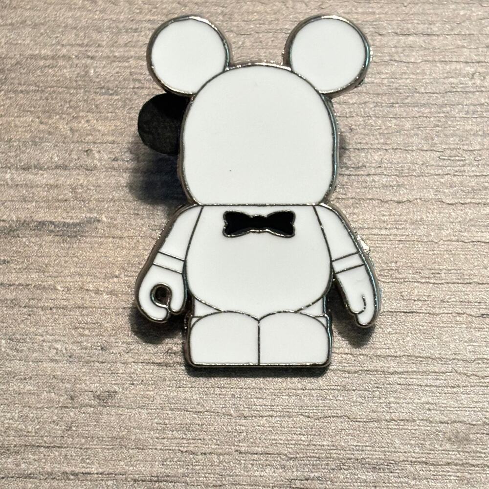Disney World Parks - Vinylmation Mini Mickey Mouse Groom Trading Pin